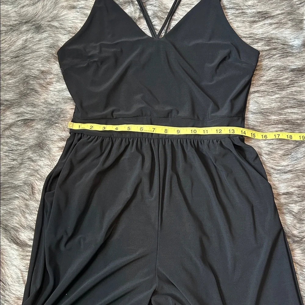 NWT Kayleigh Zenia Front Cross Strap Detail Jumpsuit Black Size Large - Picture 7 of 10